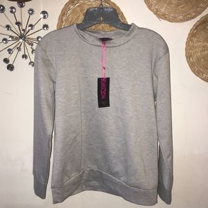 NWT missi grey sweatshirt size Medium